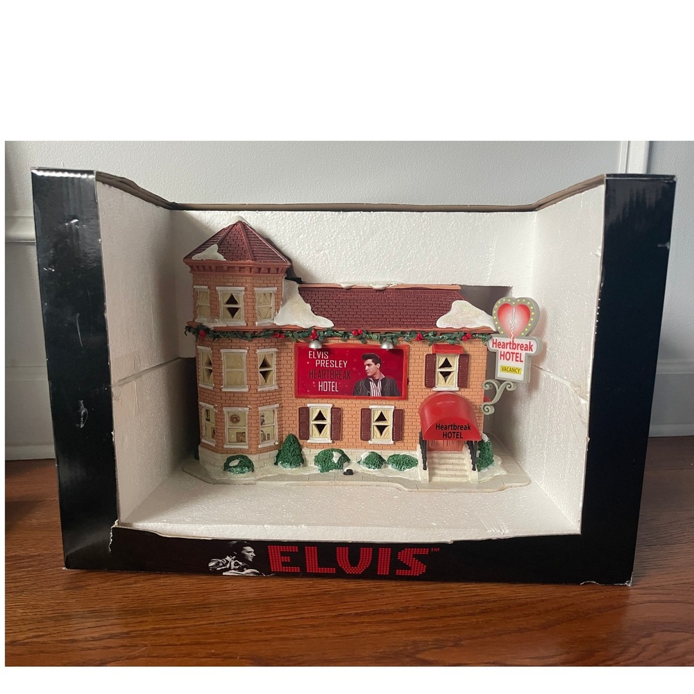 Elvis Presley Heartbreak Hotel Musical Lighted Christmas Village Tested Working